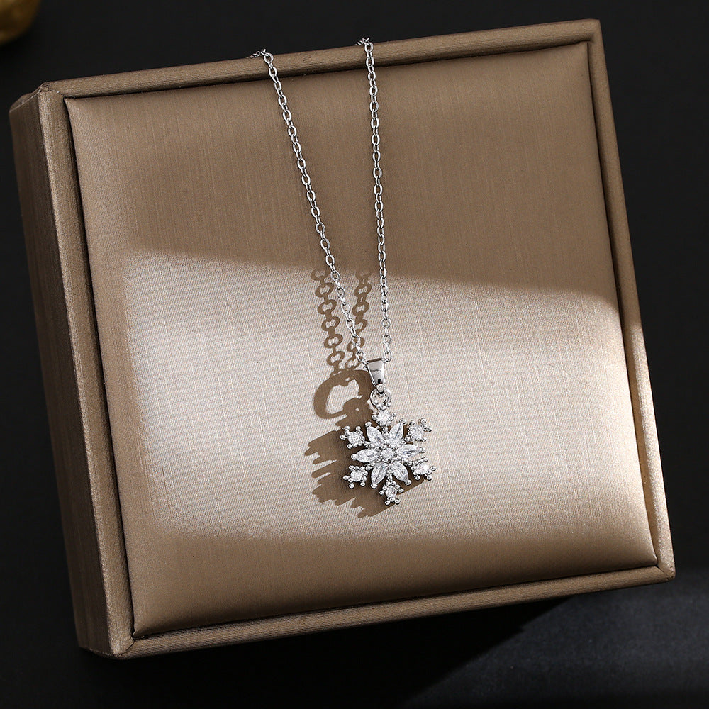 Christmas Winter Sweet Crystal Snowflake Necklace For Women